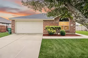 1070 Mellanie Ln, Celina, TX 75009 - Photo 1