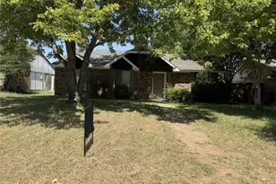 1417 Arendale Dr, Garland, TX 75040 - Photo 1