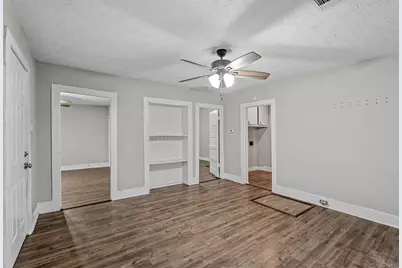 906 E Houston Street, Sherman, TX 75092 - Photo 15