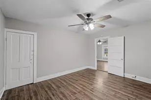 906 E Houston St, Sherman, TX 75092 - Photo 19