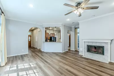 3107 Lake Oak Drive, Arlington, TX 76017 - Photo 3