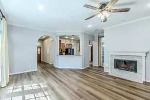 3107 Lake Oak Dr, Arlington, TX 76017 - Photo 3