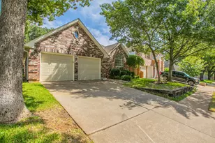 3107 Lake Oak Dr, Arlington, TX 76017 - Photo 27