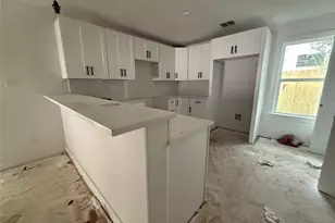 2703 Springdale St, Dallas, TX 75210 - Photo 3