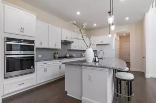 12778 Friar St, Farmers Branch, TX 75234 - Photo 9
