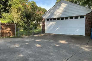 1720 Sycamore Ave, Corsicana, TX 75110 - Photo 19