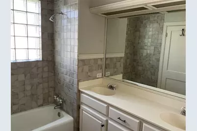1720 Sycamore Avenue, Corsicana, TX 75110 - Photo 11