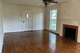 1720 Sycamore Ave, Corsicana, TX 75110 - Photo 3
