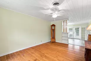 300 Parkwood Pl, Lewisville, TX 75067 - Photo 15
