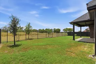 715 La Paloma Rd, Sanger, TX 76266 - Photo 33