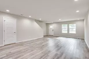 931 River Rd, Fort Worth, TX 76114 - Photo 5
