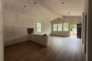 2723 Gertrude Ave, Dallas, TX 75210 - Photo 3