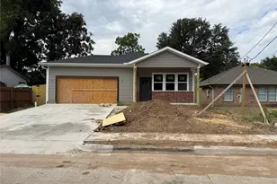 2723 Gertrude Ave, Dallas, TX 75210 - Photo 1