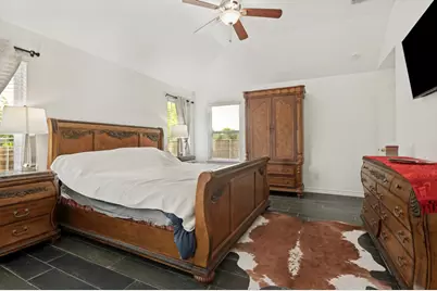 409 Creek Point Lane, Arlington, TX 76002 - Photo 5