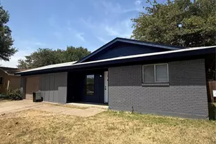 1621 Gill St, Blue Mound, TX 76131 - Photo 1
