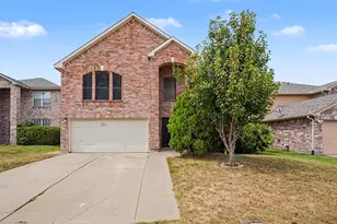 4800 Sleepy Ridge Cir, Fort Worth, TX 76133 - Photo 1