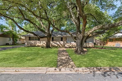 1728 Laurel Lake Drive, Waco, TX 76710 - Photo 1