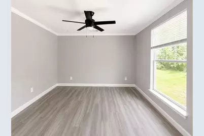 1306 Locust Street, Commerce, TX 75428 - Photo 13