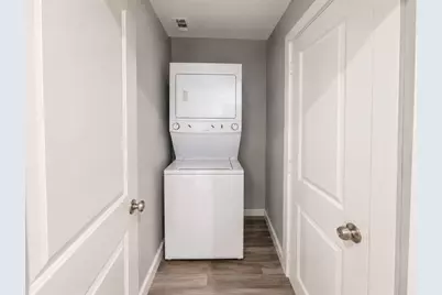 1306 Locust Street, Commerce, TX 75428 - Photo 9