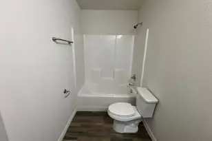 1110 Jones St, Greenville, TX 75401 - Photo 11