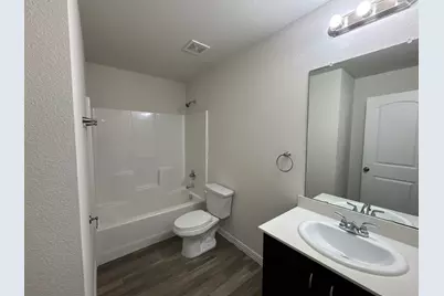 1110 Jones Street, Greenville, TX 75401 - Photo 17