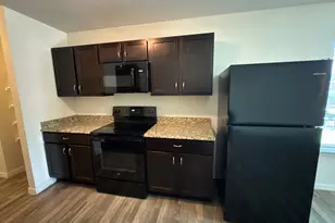 1110 Jones St, Greenville, TX 75401 - Photo 7