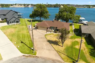 504 Panama Ct, Granbury, TX 76048 - Photo 31