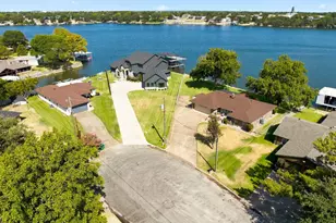 504 Panama Ct, Granbury, TX 76048 - Photo 33