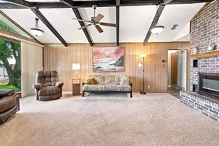 504 Panama Ct, Granbury, TX 76048 - Photo 7