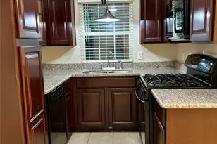 1801 Anderson St, Irving, TX 75062 - Photo 7