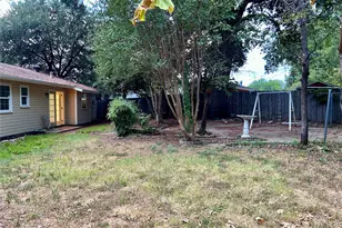 1801 Anderson St, Irving, TX 75062 - Photo 5