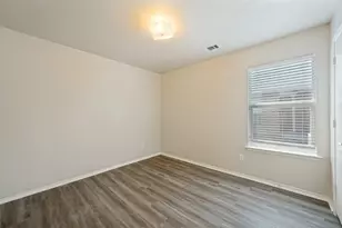 1105 Cottonwood Dr, Crowley, TX 76036 - Photo 7
