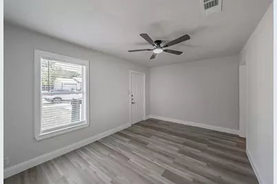 1700 Andrew Avenue, Fort Worth, TX 76105 - Photo 11