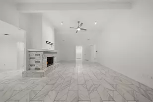4952 Hollow Ridge Rd, Dallas, TX 75227 - Photo 11