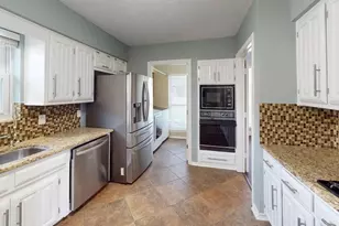 2210 Ridgewood, Carrollton, TX 75006 - Photo 3