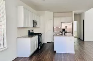 5414 Riverwalk Pkwy, Garland, TX 75040 - Photo 9