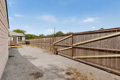 1100 S Brighton Avenue, Dallas, TX 75208 - Photo 15