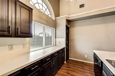 1203 Lone Wolf Trail, Carrollton, TX 75007 - Photo 9