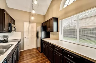 1203 Lone Wolf Trail, Carrollton, TX 75007 - Photo 13