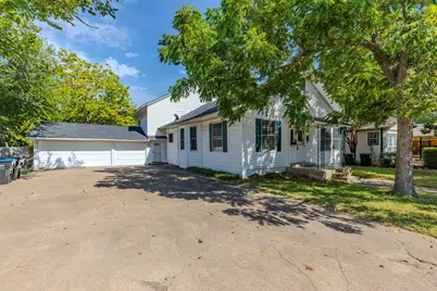 3821 Pine Street, Greenville, TX 75401 - Photo 1
