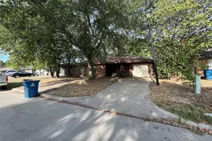 1201 Phillips Cir, Kaufman, TX 75142 - Photo 3