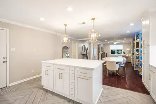 2711 Alco Ave, Dallas, TX 75211 - Photo 9