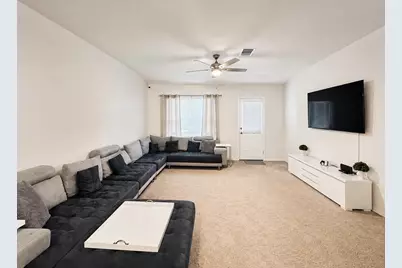 15304 Harkness Pass, Austin, TX 78725 - Photo 3