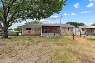 664 Woodard Ln, Bruceville, TX 76630 - Photo 3