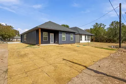 2721 Sycamore Court, Granbury, TX 76048 - Photo 19