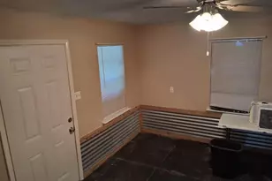1415 Sharon St, Vidor, TX 77662 - Photo 9