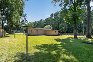 1415 Sharon St, Vidor, TX 77662 - Photo 21