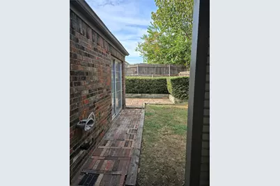 2961 N Bend Drive, Dallas, TX 75229 - Photo 29