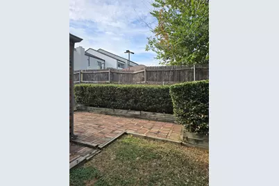 2961 N Bend Drive, Dallas, TX 75229 - Photo 27
