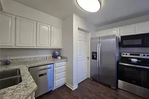 2961 N Bend Dr, Dallas, TX 75229 - Photo 3